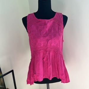 NWT pink Hollister size M top